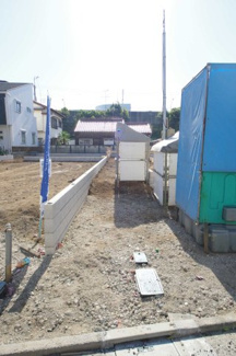 【外観】 | 【仲介手数料無料！！】府中市是政２丁目　新築戸建て（全4棟）4号棟　5090万円 | 令和７年11月30日撮影　建築中