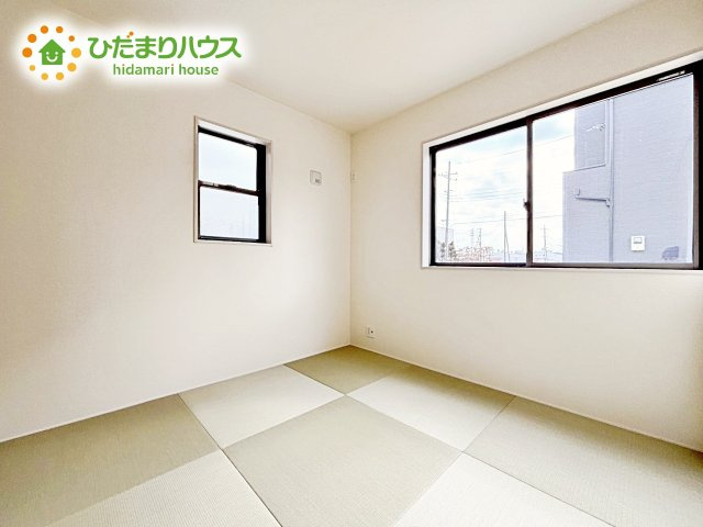【和室】 | 小美玉市上玉里第2　新築戸建　1号棟 | リビングと隣り合わせにあるお部屋！扉を閉めれば、来客用の部屋として使えます♪