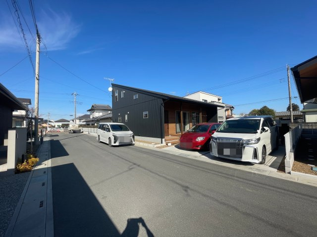 【前面道路含む現地写真】 | 深谷市小前田　中古戸建