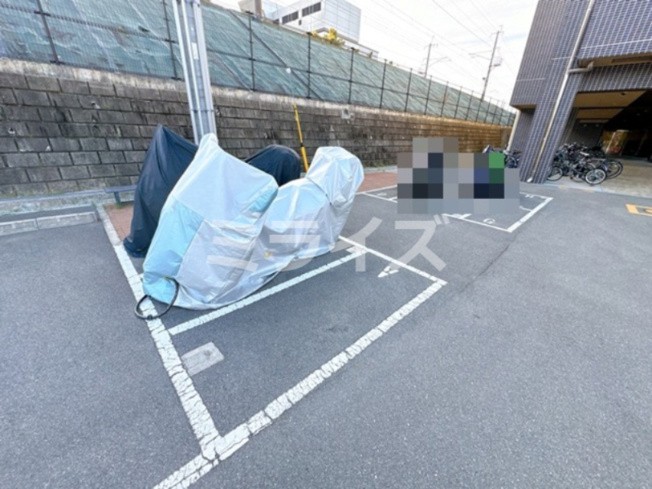 【駐車場】 | プレアデス千里山田