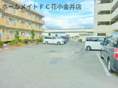 【駐車場】 | ガーデンハイツ滝山B棟