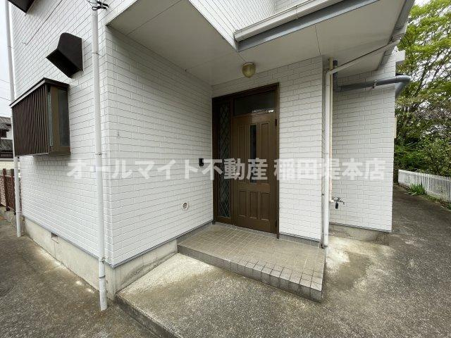 川崎市麻生区向原３丁目のテラスのエントランス