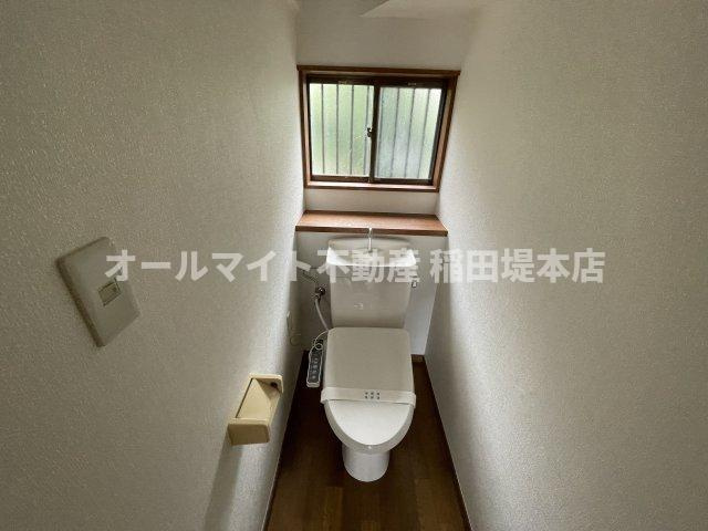 川崎市麻生区向原３丁目のテラスのトイレ