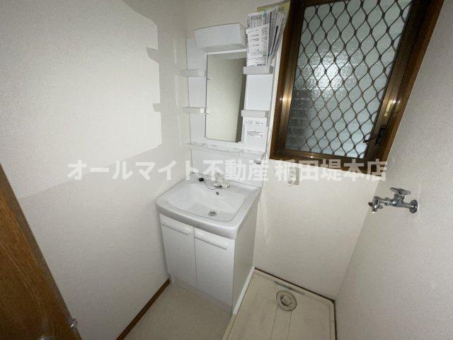 川崎市麻生区向原３丁目のテラスの洗面所