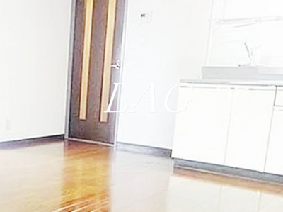 【居間・リビング】 | エッセレコモード | 洋室のお部屋です。