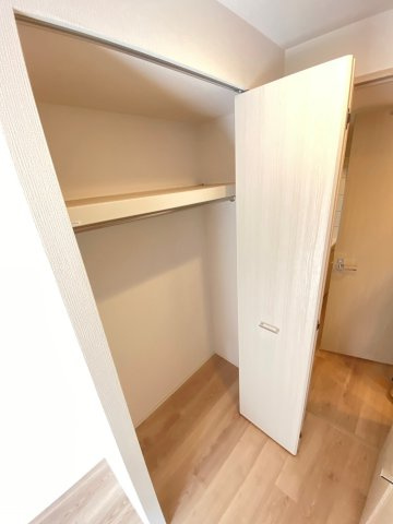 大阪市東淀川区東中島２丁目の賃貸マンションの収納