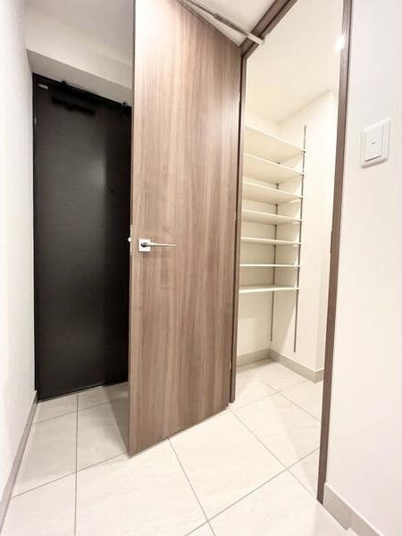 S-RESIDENCE上社南amante(アマンテ)の玄関