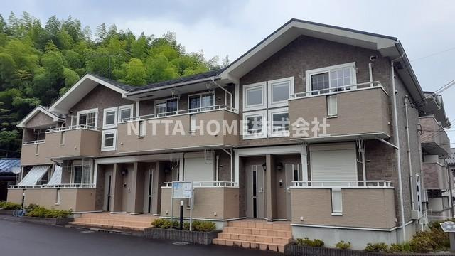 母屋の外観|インターネット無料◎外部物置がついています＊