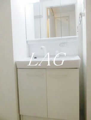 【洗面所】 | ブランドール川治 | 独立洗面台です。