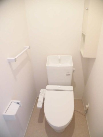 ゼフィロス北島のトイレ|コンパクトで使いやすいトイレです
