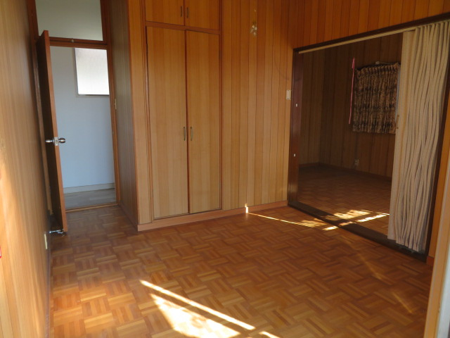 高崎市吉井町南陽台　中古448の洋室