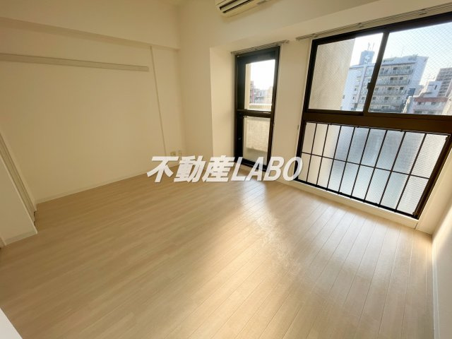 エグゼリエみなと通りの内装