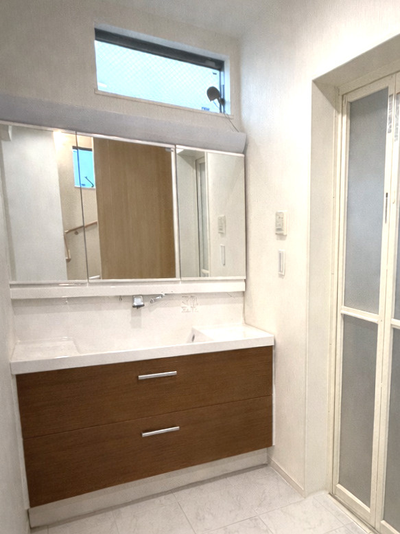 【独立洗面台】