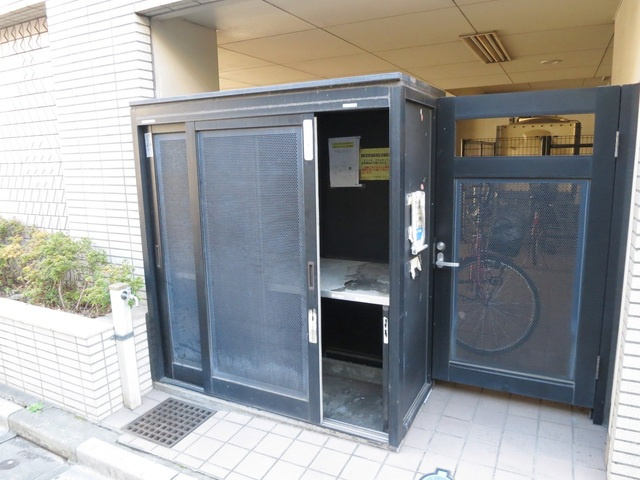 ソレイユトシマのその他共用部分|敷地内にごみ置き場有ります♪