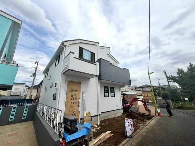 世田谷区桜上水2丁目　広々10ｍ間口×土地36坪超　新築戸建限定1棟の前面道路含む現地写真