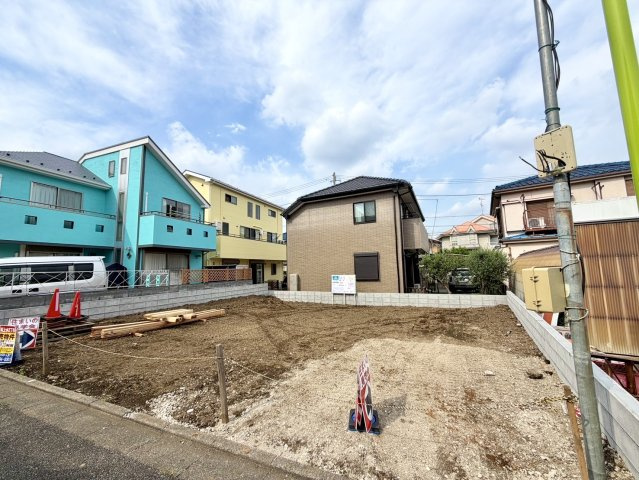 世田谷区桜上水2丁目　広々10ｍ間口×土地36坪超　新築戸建限定1棟の前面道路含む現地写真