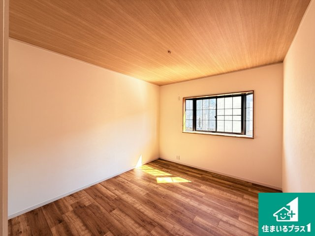 浜口東３丁目　中古戸建の洋室