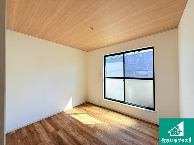 浜口東３丁目　中古戸建の洋室