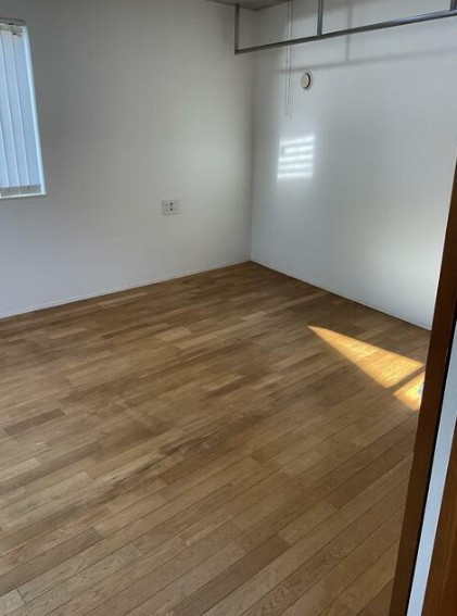 西保木間貸家の洋室|写真は以前のものを使用しています。