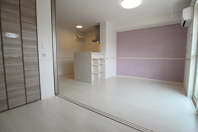 アモリール津福の居間・リビング|使いやすいリビングです※同タイプのお部屋になります。