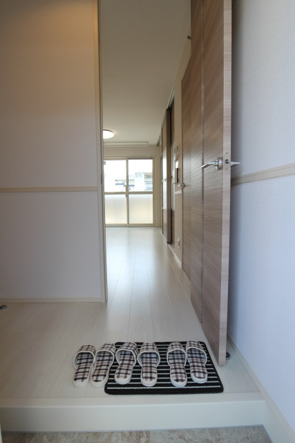 アモリール津福の玄関|きれいな玄関です