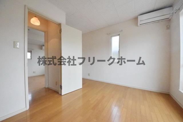 小金井市中町３丁目のタウンのその他