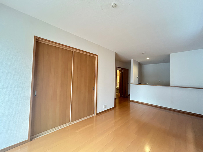 【居間・リビング】の画像