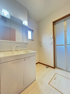 【独立洗面台】 | 岡崎市稲熊町8丁目　戸建