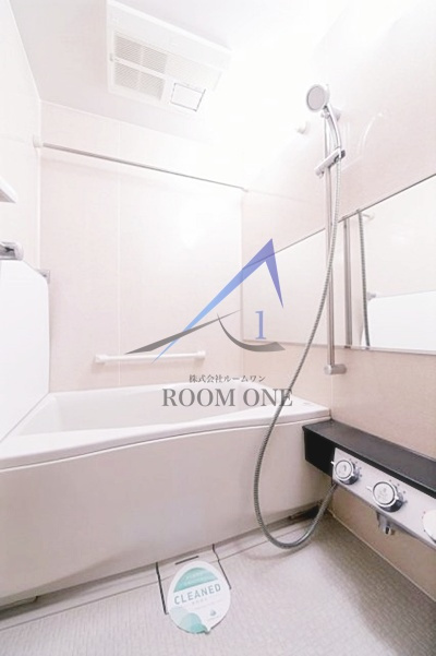 ガーラ・レジデンス浅草の浴室|お風呂です。