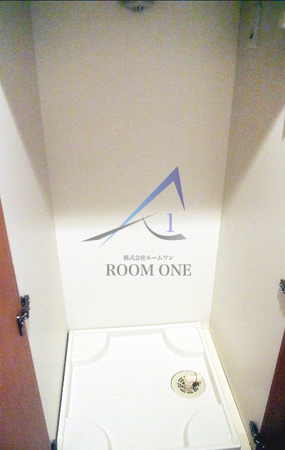 ルーブル本駒込の設備|洗濯機置き場です。