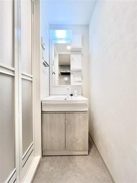 S-RESIDENCE上社南amante(アマンテ)の洗面所