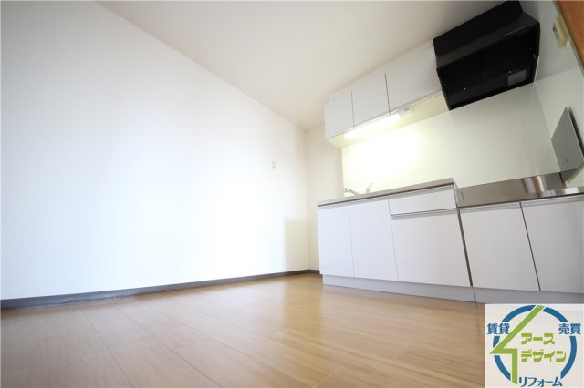 フィオーレ・ヤマダの居間・リビング