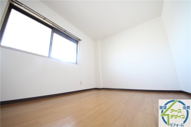 フィオーレ・ヤマダの寝室