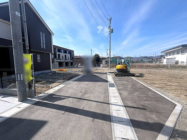 新築戸建・新築建売　福島市森合字北谷地　森合小学校・第四中学校の前面道路含む現地写真