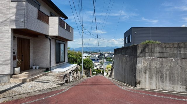 【土地】福岡市南区柏原二丁目の前面道路含む現地写真