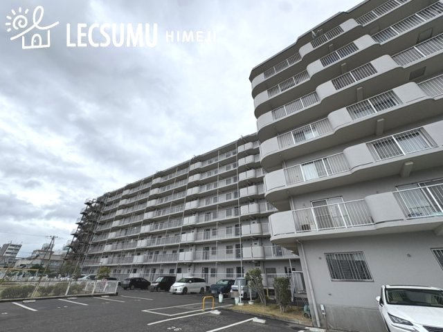 姫路西スカイハイツの外観