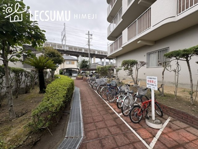 姫路西スカイハイツの駐輪場