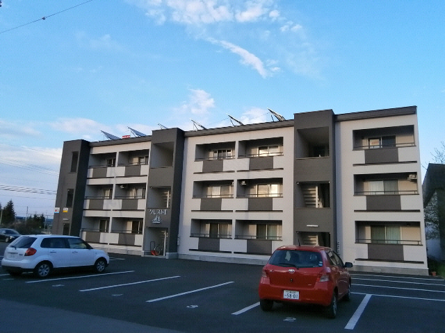 クレストⅡ(西15南12)の駐車場