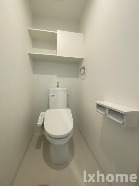 WISTERIA(ウェスタリア)のトイレ|ゆったりとした空間のトイレです