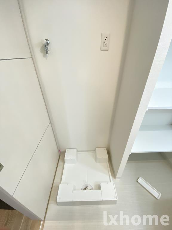 WISTERIA(ウェスタリア)の設備|広い洗面スペース
落ち着いた雰囲気の外観です