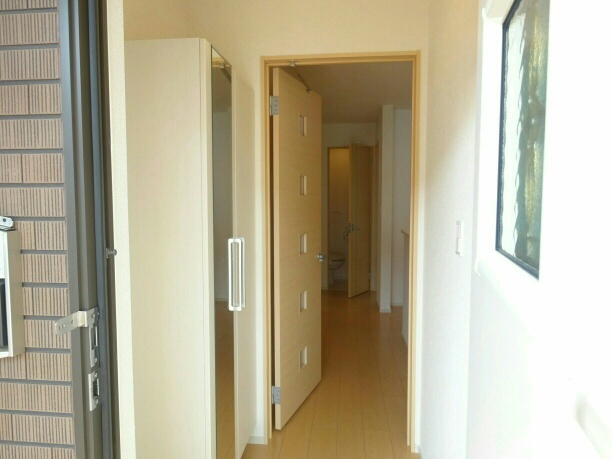 ベル・フランの玄関