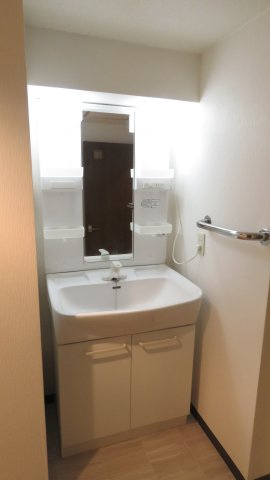 グランシャリオの独立洗面台