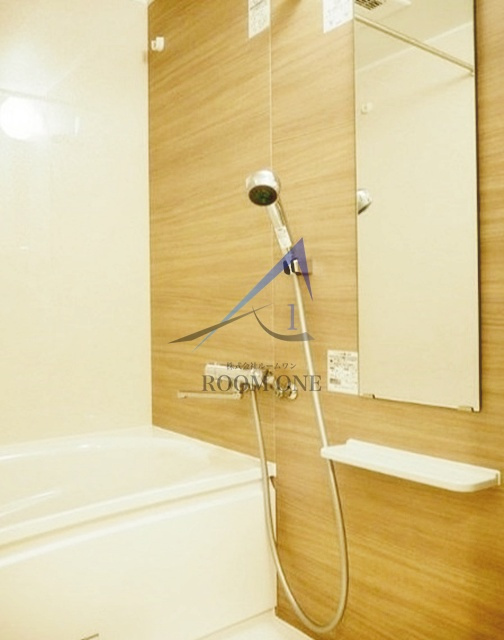 ルーブル三軒茶屋伍番館の浴室|お風呂です。