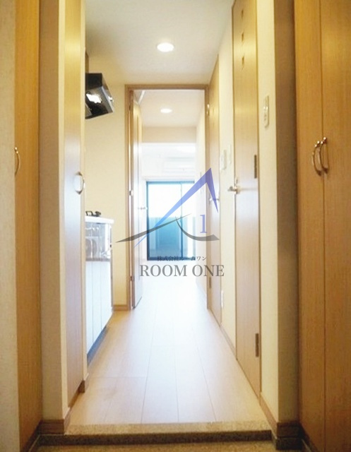 ルーブル三軒茶屋伍番館の玄関|玄関です。