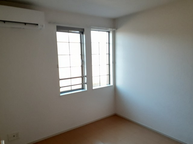 コンセェクアット　Bの洋室