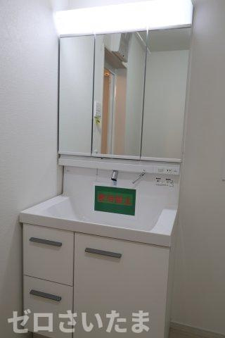 《仲介手数料無料》和光市新倉４丁目1-6新築一戸建てフィット エーの独立洗面台