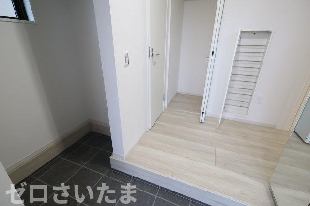 《仲介手数料無料》和光市新倉４丁目1-6新築一戸建てフィット エーの玄関