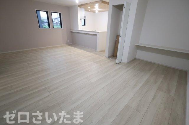 《仲介手数料無料》和光市新倉４丁目1-6新築一戸建てフィット エーの居間・リビング