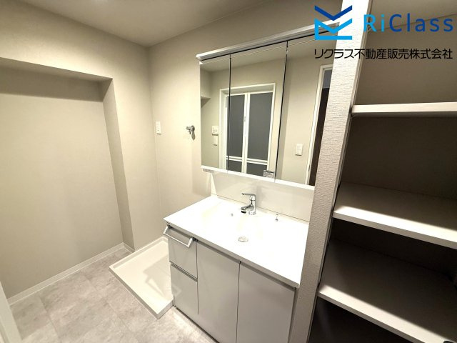 甲南第2兵庫ハイムの独立洗面台|朝の身支度には欠かせない独立洗面化粧台