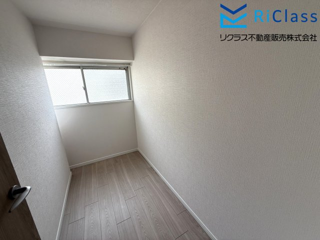 甲南第2兵庫ハイムの洋室|コンパクトで使いやすい洋室です